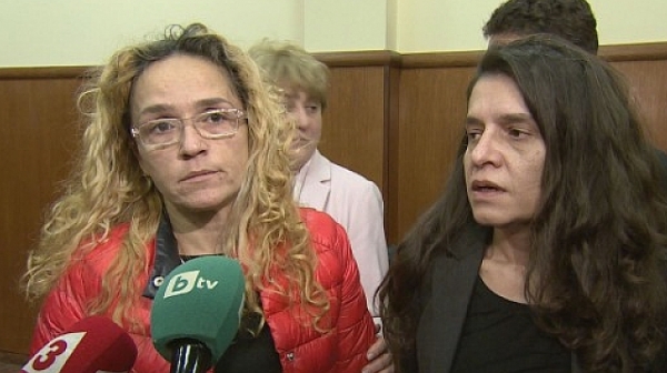 Спецсъдът пусна под домашен арест Иванчева и Петрова