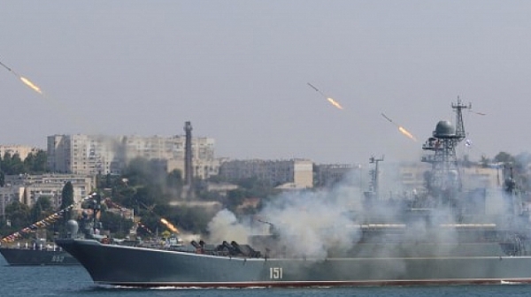 Украйна стреля без предупреждение в морската си зона