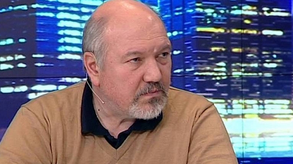Проф. Ал. Маринов: БСП иска да се прикачи към президента по паразитен начин