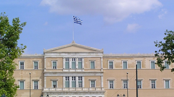 Гърция спира ”златните пенсии”