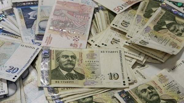 Разходите надвишават приходите на българите