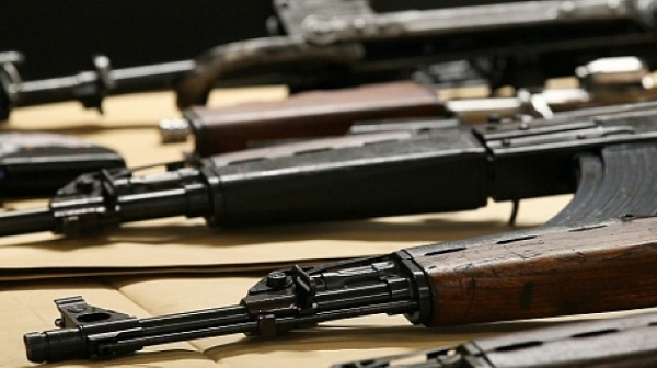 Кабинетът гласува промени в Закона за оръжията