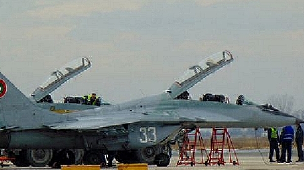 Решено! Ще ремонтираме МиГ-29 и СУ в Русия