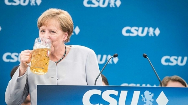 Меркел само дето не обяви смъртта на западния алианс