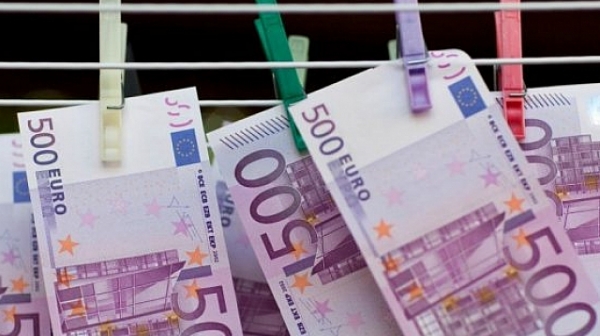 17 банки в еврозоната спират да емитират банкноти от 500 евро - ”Бин Ладенки”