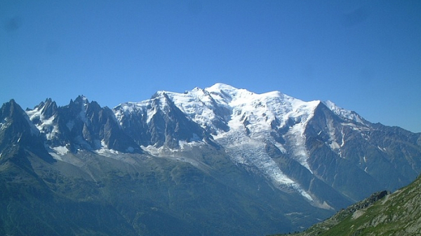 Френски скиор загина в Алпите