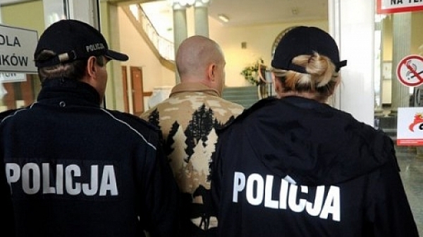 Полски полицаи спряха да глобяват и поискаха по-високи заплати