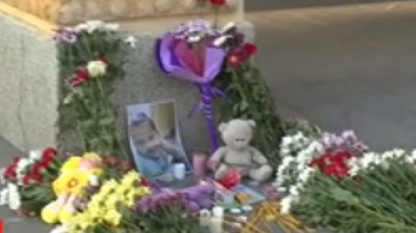 Бдение в памет на убитата 7-годишна Кристин в Сливен