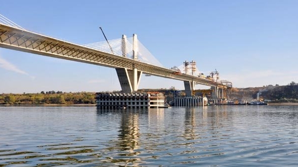 Радев и Йоханис обещават нови мостове по Дунав