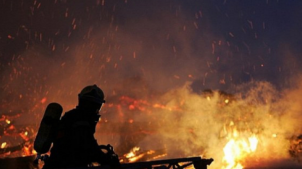 30 души изгоряха във фабрика за кибрит в Индонезия
