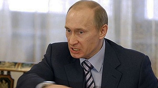 Путин се чуди дали да се кандидатира за президент догодина