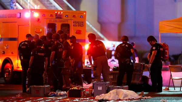 Ужасът в Лас Вегас: Убитите са 20, ранените-над 100 (Видео 18+)