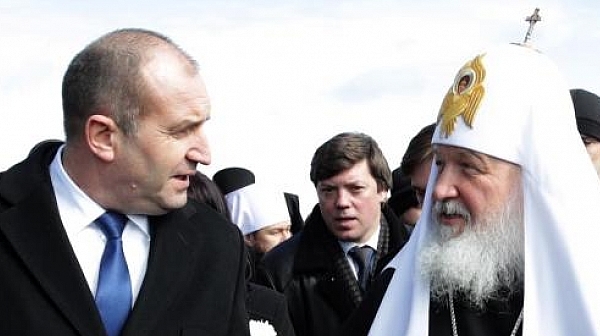 Радев: Патриарх Кирил дойде като духовен водач, тръгна си като политик