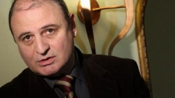 Радулов: Оставка на главния секретар заради гафа на летище София