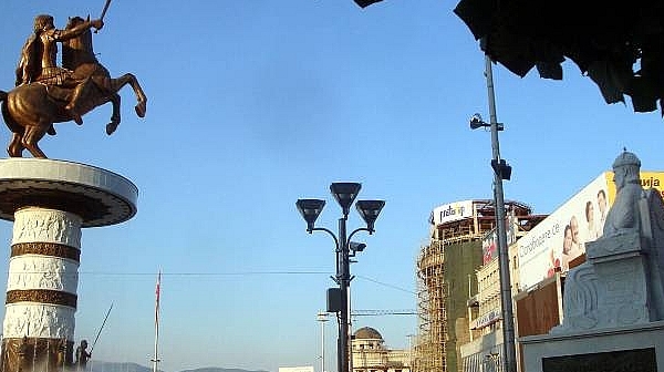 Спас Ташев за Фрог: Груевски да се разследва за бароковите паметници от гипсокартон