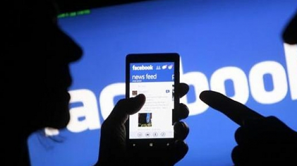 Facebook чисти фалшиви акаунти преди евроизборите