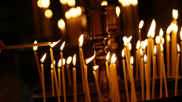 Православната църква почита паметта на Св. Александър