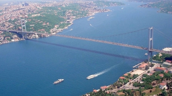 Украинското ВМС поиска Турция да затвори Босфора за руски кораби