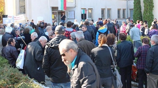 ”Да, България” даде рамо на кварталните протести в София