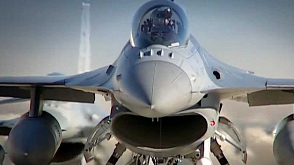 ​САЩ официално предложиха договор за 8 изтребителя F-16