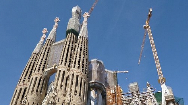 Терористите са се готвили да взривят базиликата ”Саграда фамилия” в Барселона