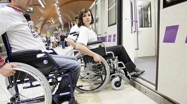 Инвалиди останаха без лични асистенти