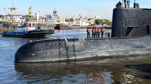 Пожар е потопил аржентинска подводница?