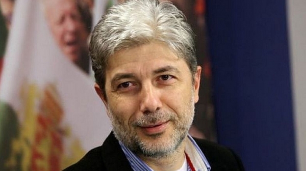 Екопротестъри искат оставката на министър Нено Димов