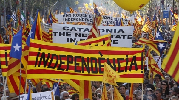 Огромен протест в защита на съдените каталунски лидери