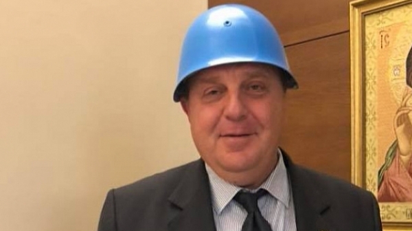Каракачанов: Повече няма да играя ролята на „синя каска”
