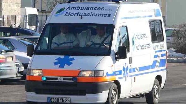 18 ранени при катастрофа между два буса във Франция, сред тях и деца