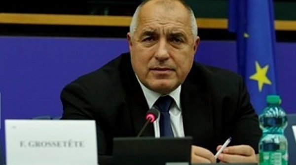 България остава под наблюдение в ЕС, Румъния се измъква