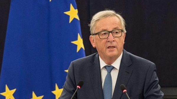 Юнкер: ЕС и Великобритания трябва да са като влюбени таралежи