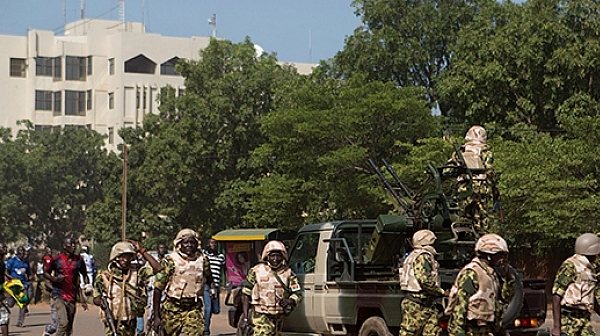 17 убити при атентат в Буркина Фасо