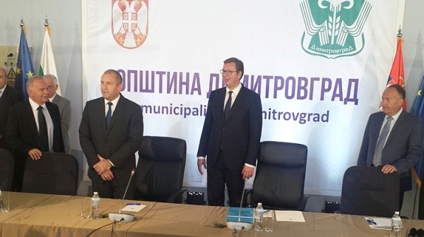 Вучич и Радев договориха 535 000 евро годишно за българските медии в Сърбия