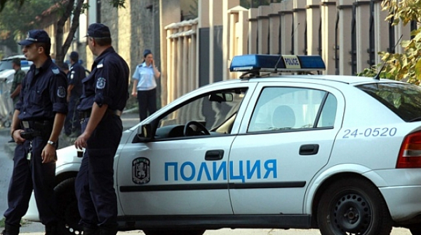 Взривиха самоделна бомба в автомивка в София