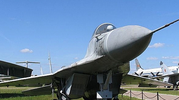 Унгария продава старите си съветски МиГ-ове