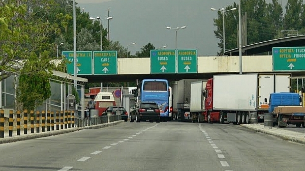 Гърция затегна контрола за автомобилите от България и Македония