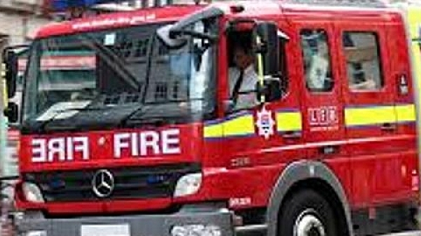 Кмет в Лондон подаде оставка заради жертвите на пожара
