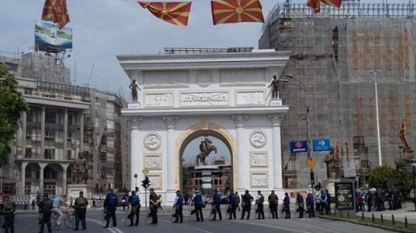 Македонците зад граница вече гласуват на референдума
