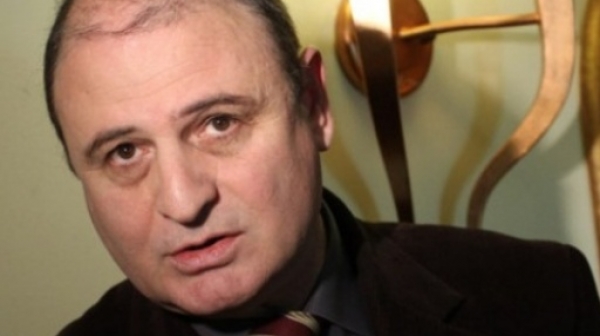 Проф. Н. Радулов за Фрог: Отдавна обмислян ход е Младен Маринов да стане министър