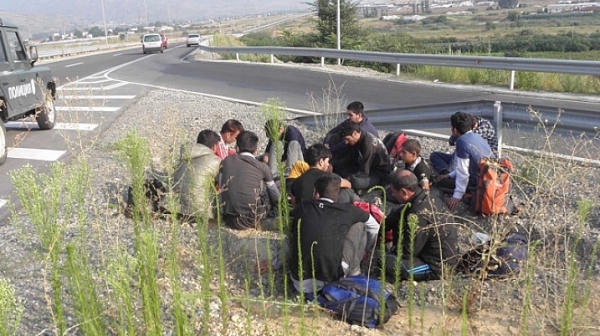 Арестуваха българин за трафик на бежанци в Гърция