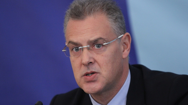 ЦИК: Пеевски и Карадайъ подадоха молби преди обявяване на евродепутатите
