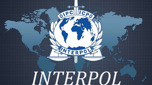 Контраудар срещу Интерпол, пускат слух за платени 20 млн подкуп от Василев