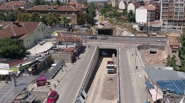 Хората трудно ще преминават след ремонта на най-новото кръстовище в София