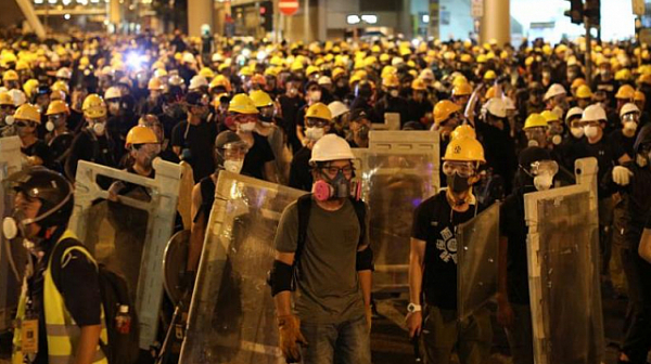ООН поиска разследване на насилието на протестите в Хонконг