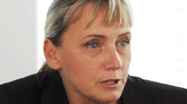 Елена Йончева: Нещата в България могат да станат необратими