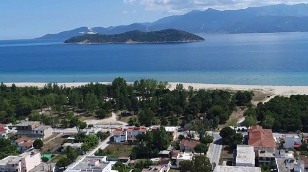 Ето защо българите отиват на плаж в Гърция