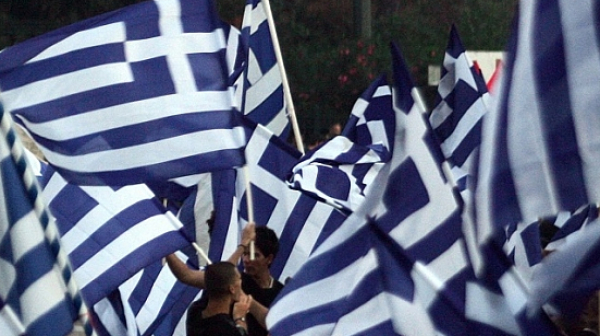 Гръцките консерватори печелят убедително местния вот