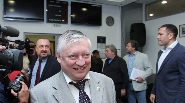 Скандал! Борисов отказа среща с Карпов, казал, че  кирилицата идва от византийски земи